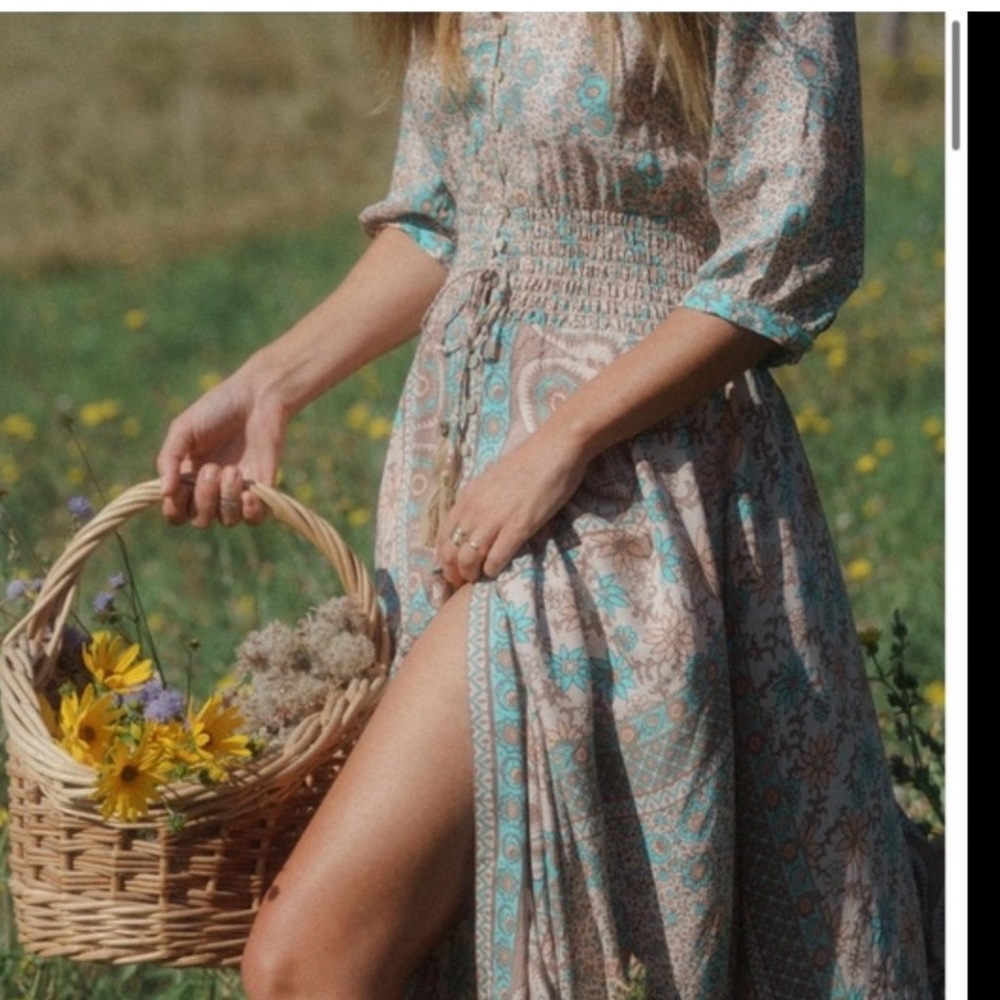 🦄 Spell Boho Blossom Gown in Sage size S